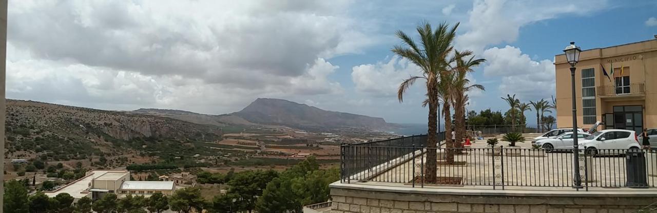 كوستوناتشي Bed And Breakfast Arcobaleno المظهر الخارجي الصورة